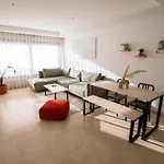 Haut Standing 2-Bedroom Apartment In Gauthier