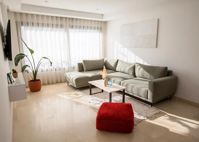 Haut Standing 2-Bedroom Apartment In Gauthier