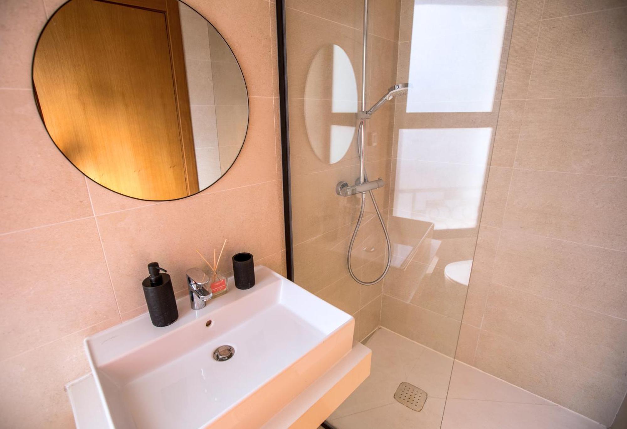 Standing 2-bedroom In Gauthier * Casablanca